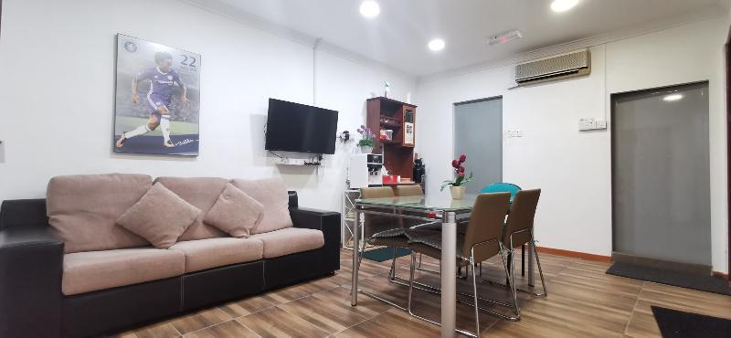 فندق Oyo Home 90372 Greybirds Hostel