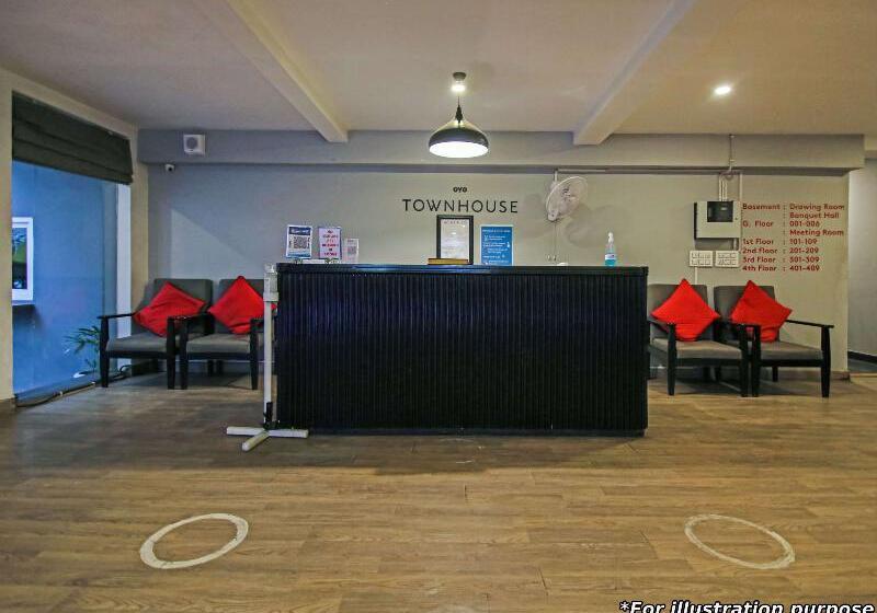 فندق Townhouse Golf Course Road