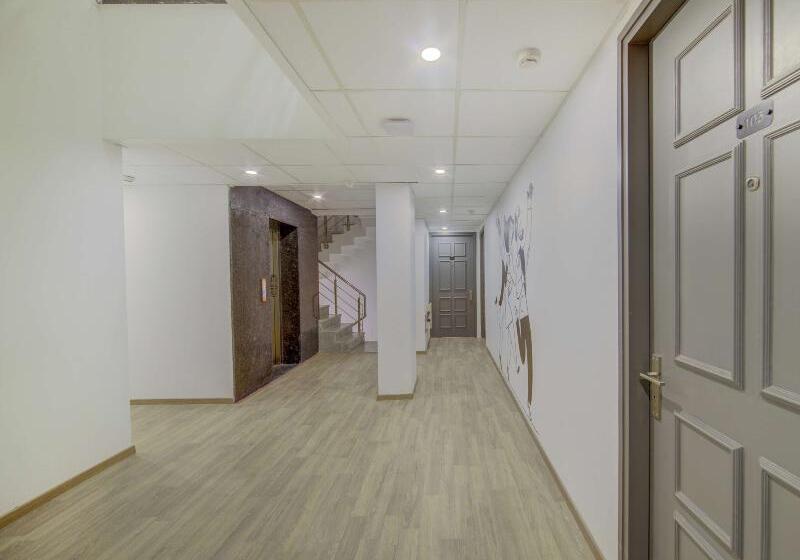 فندق Townhouse Golf Course Road