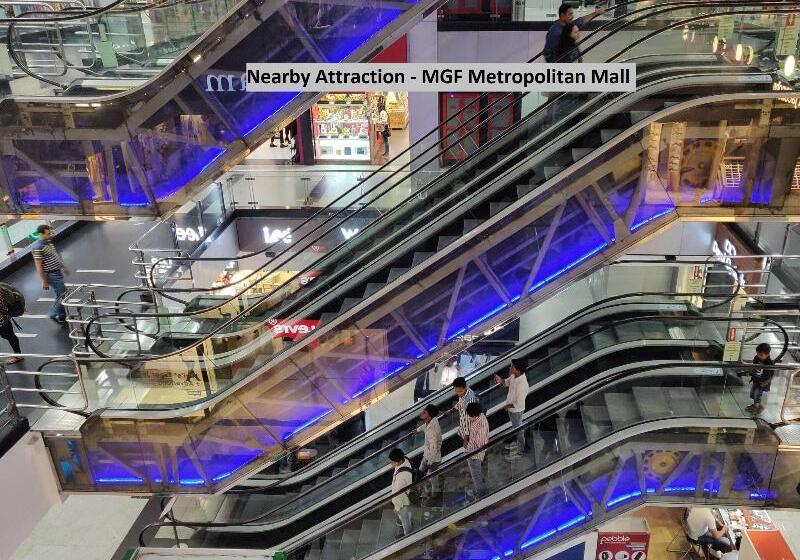 فندق Townhouse Golf Course Road