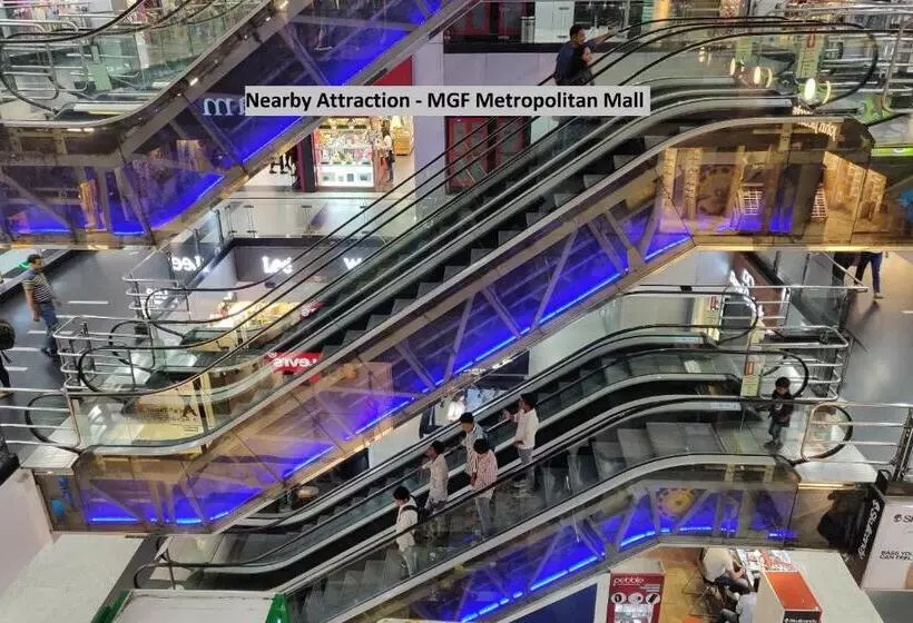 Hotelli Townhouse Golf Course Road