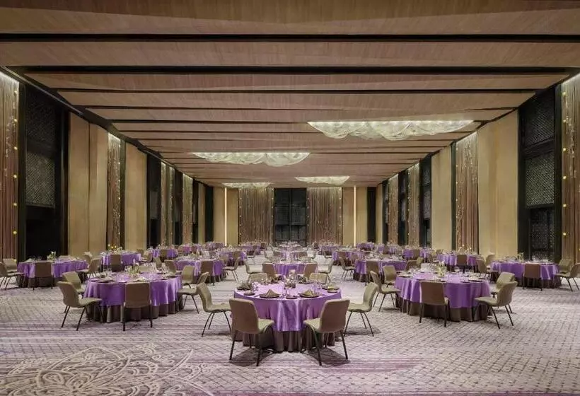 ホテル Renaissance Bali Nusa Dua Resort