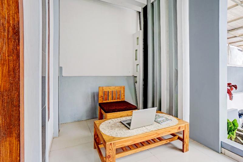 Hotel Villa Dua Dua By Oyo Rooms