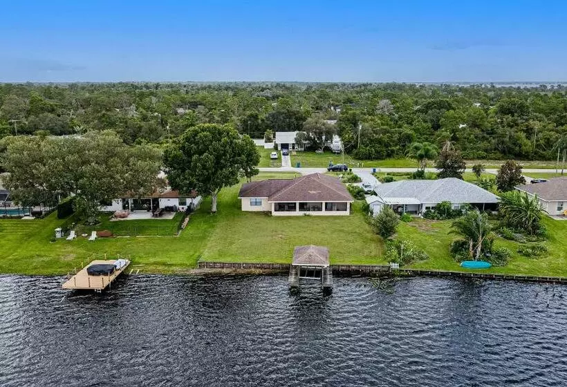 Lake August Retreat
