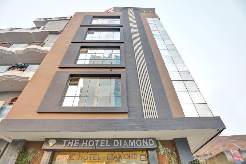 Oyo Townhouse 76100 Hotel Diamond