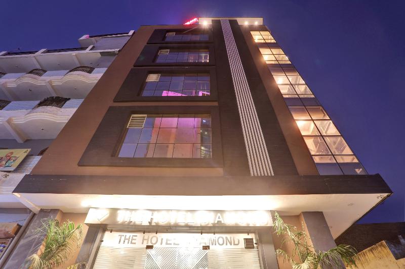 Oyo Townhouse 76100 Hotel Diamond