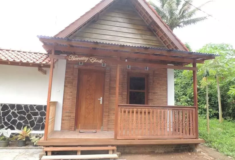 Majatalo Homestay Effendi Borobudur Syariah By Ndalem Beong