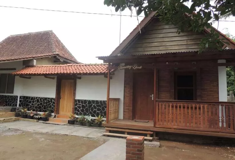Majatalo Homestay Effendi Borobudur Syariah By Ndalem Beong