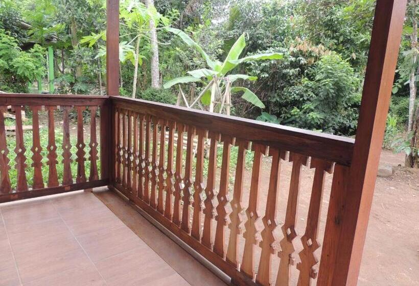 Pansiyon Homestay Effendi Borobudur Syariah By Ndalem Beong