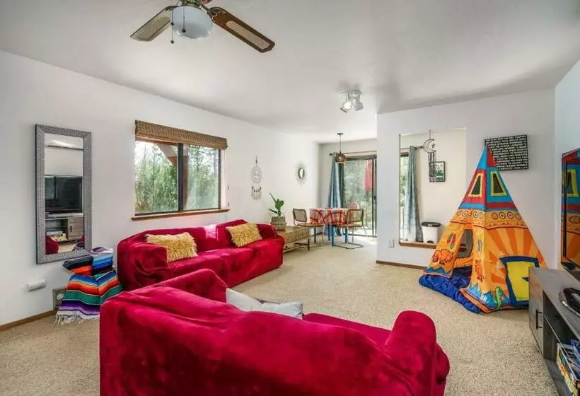 The Happy Place Mountain View Home