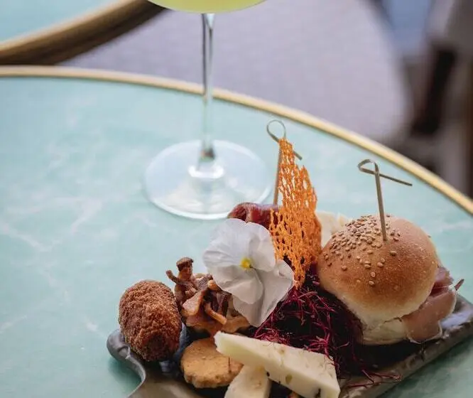 Trastevere Roma | UNA Esperienze | Preferred Hotels and Resorts