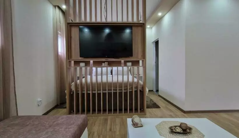 Apartmani I Sobe Gromilovic