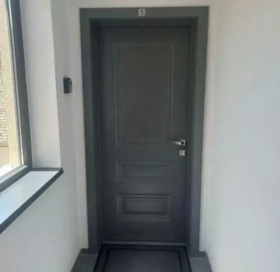 Apartmani I Sobe Gromilovic