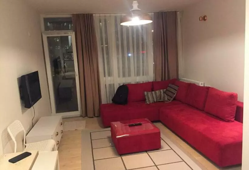 Fontana Center Studio Apartment