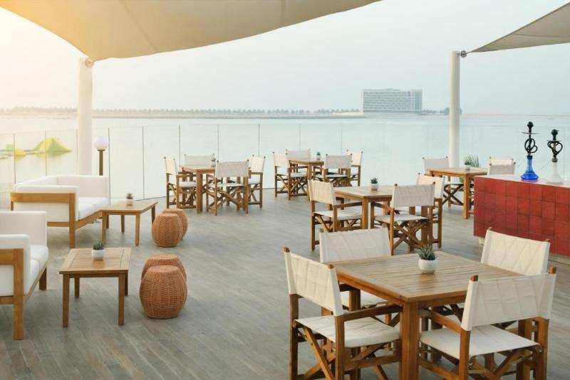 Hotelli Mövenpick Resort Al Marjan Island