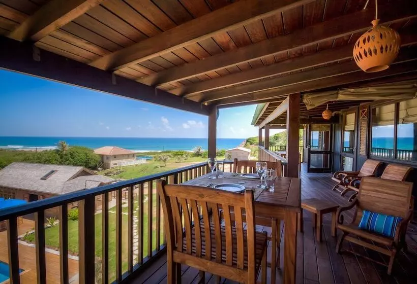 هتل Santosha Barbados