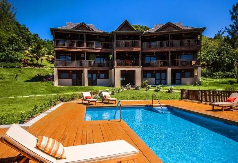 هتل Santosha Barbados