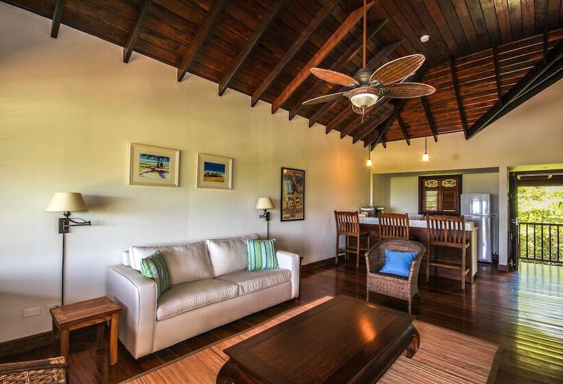 هتل Santosha Barbados