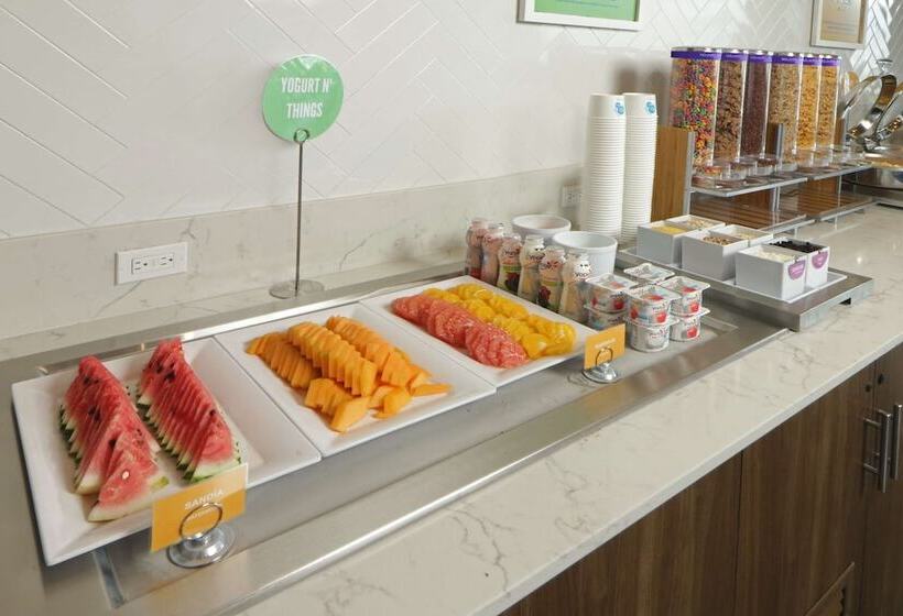 Otel Tru By Hilton Monterrey Fundidora