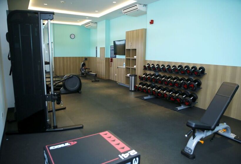 Otel Tru By Hilton Monterrey Fundidora