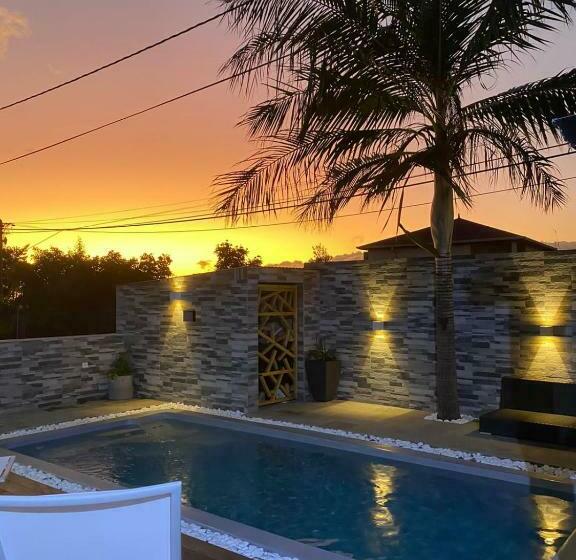 Villa Blue Tampon974