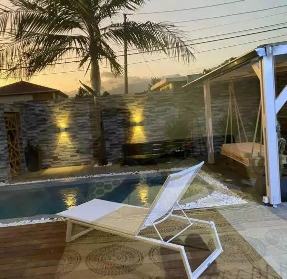 Villa Blue Tampon974