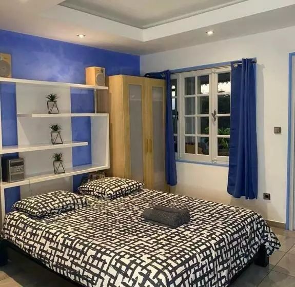 Villa Blue Tampon974