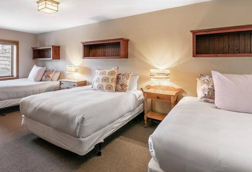 Wapiti Mountain Escape By Avantstay Commanding Views Incredible Home W Hot Tub