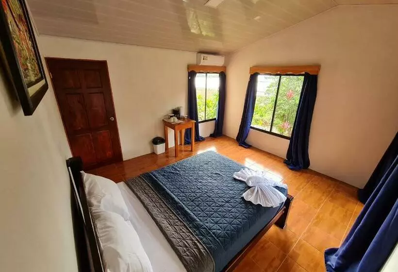 تختخواب و صبحانه Osa Corcovado Lodge