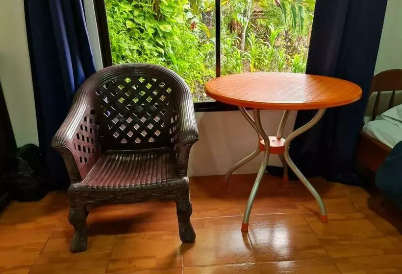 تختخواب و صبحانه Osa Corcovado Lodge