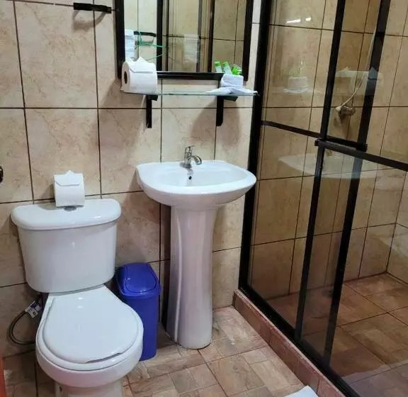 تختخواب و صبحانه Osa Corcovado Lodge