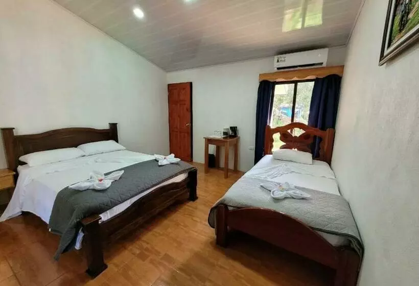 تختخواب و صبحانه Osa Corcovado Lodge