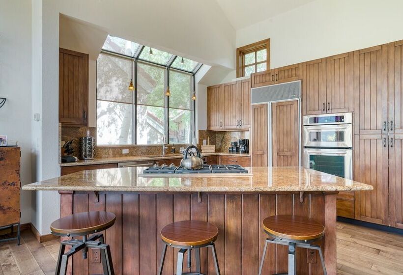 Crystal Chalet 12 By Avantstay Close To Town W Views Of San Sofia Ridge