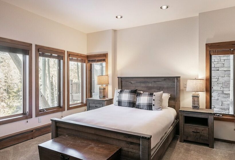 Crystal Chalet 12 By Avantstay Close To Town W Views Of San Sofia Ridge