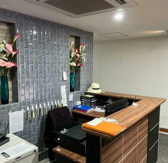 בית מלון כפרי Galaxy Suites