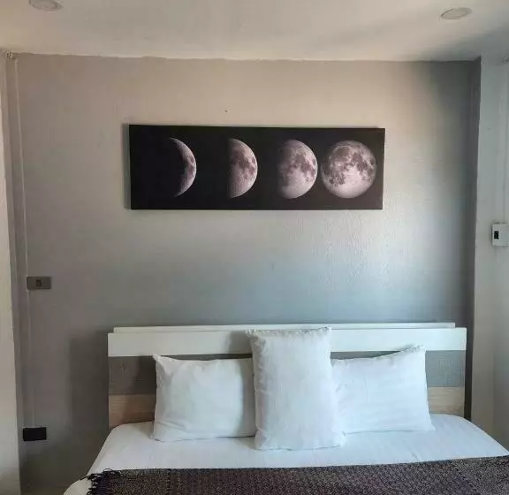ホテル Galaxy Suites