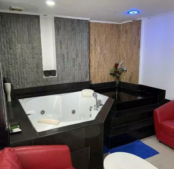 ホテル Galaxy Suites