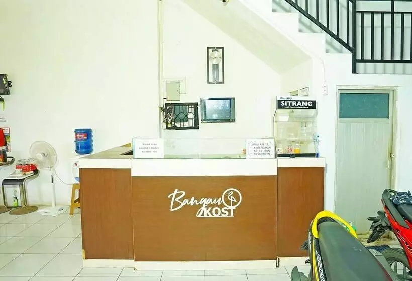 ホテル Oyo 91559 Kost Bangau Syariah