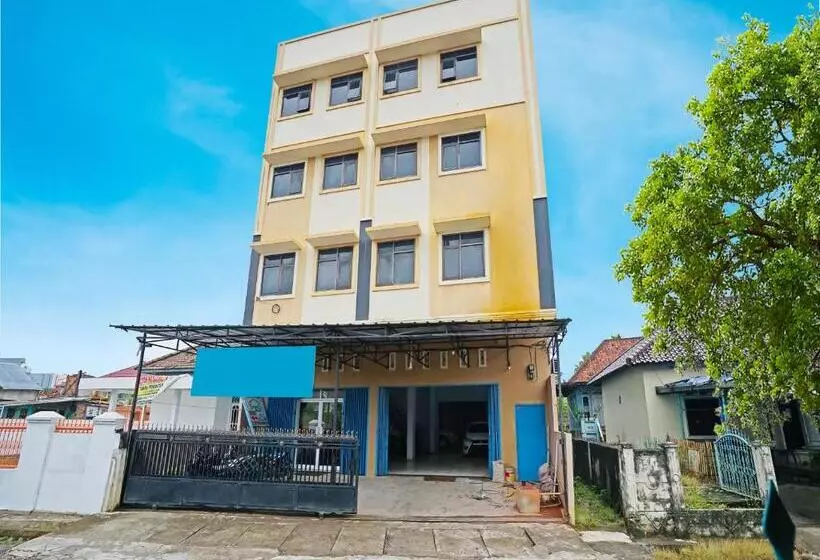 ホテル Oyo 91559 Kost Bangau Syariah