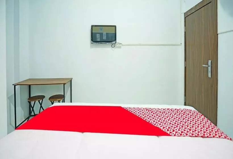 ホテル Oyo 91559 Kost Bangau Syariah