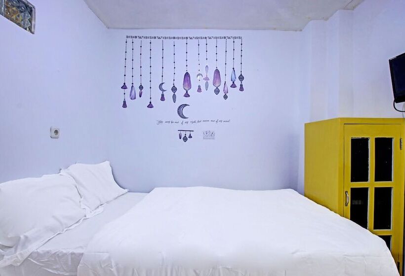 בית מלון כפרי Spot On 91506 Kedai Cinta Guest House