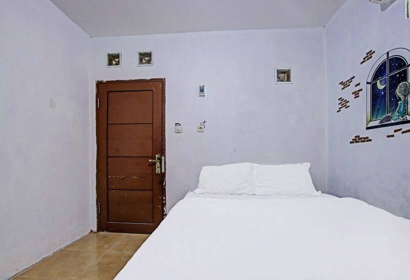 בית מלון כפרי Spot On 91506 Kedai Cinta Guest House