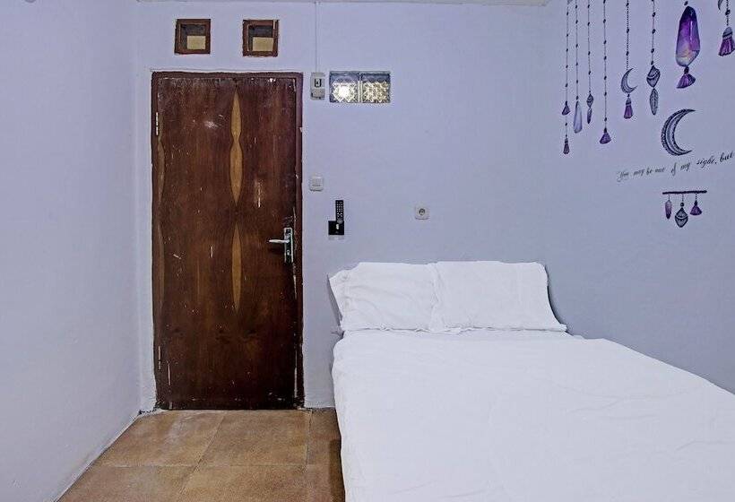 בית מלון כפרי Spot On 91506 Kedai Cinta Guest House