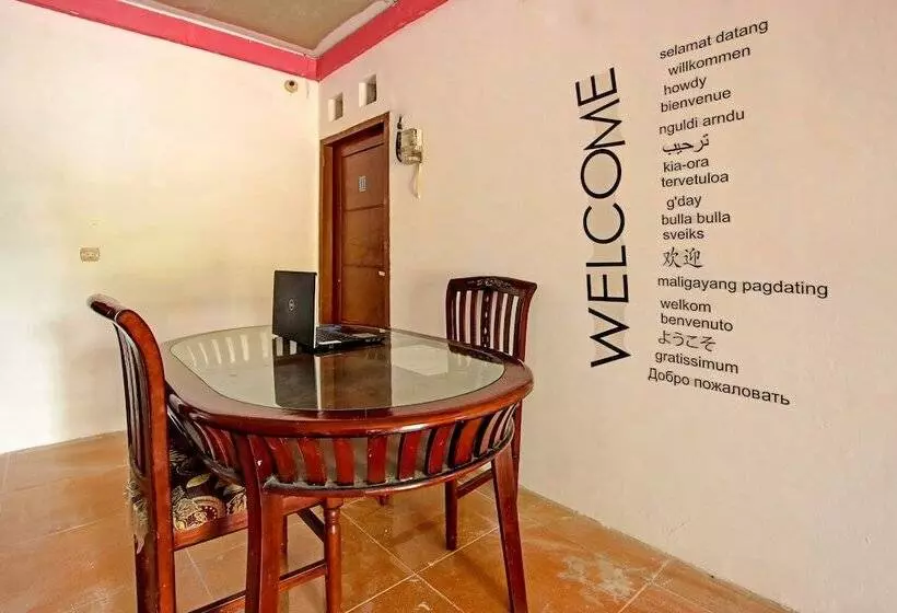 Hotelli Spot On 91506 Kedai Cinta Guest House