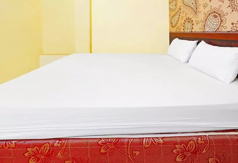 Hotelli Wisma Idola Palopo