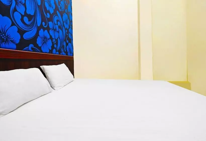 Hotelli Wisma Idola Palopo