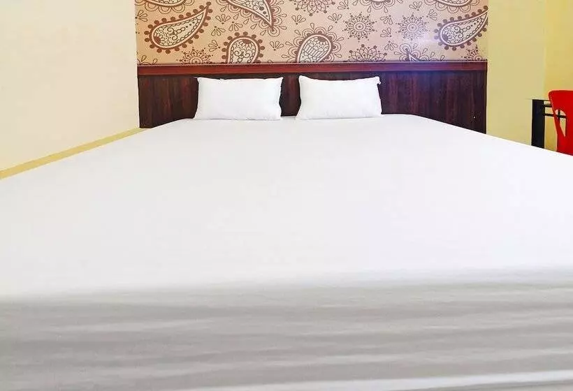 Hotelli Wisma Idola Palopo