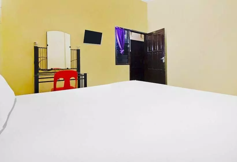 Hotelli Wisma Idola Palopo