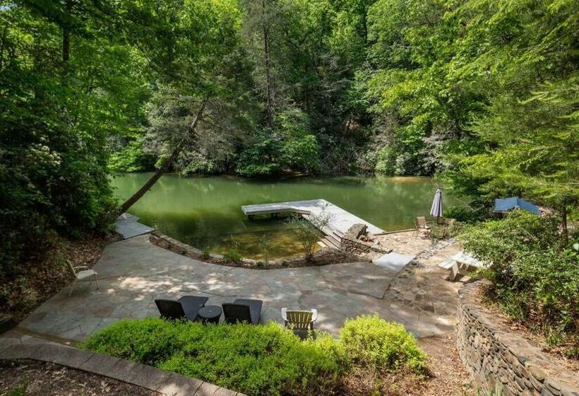 Lake Escape On Lake Lure Nc At Rumbling Bald Resort