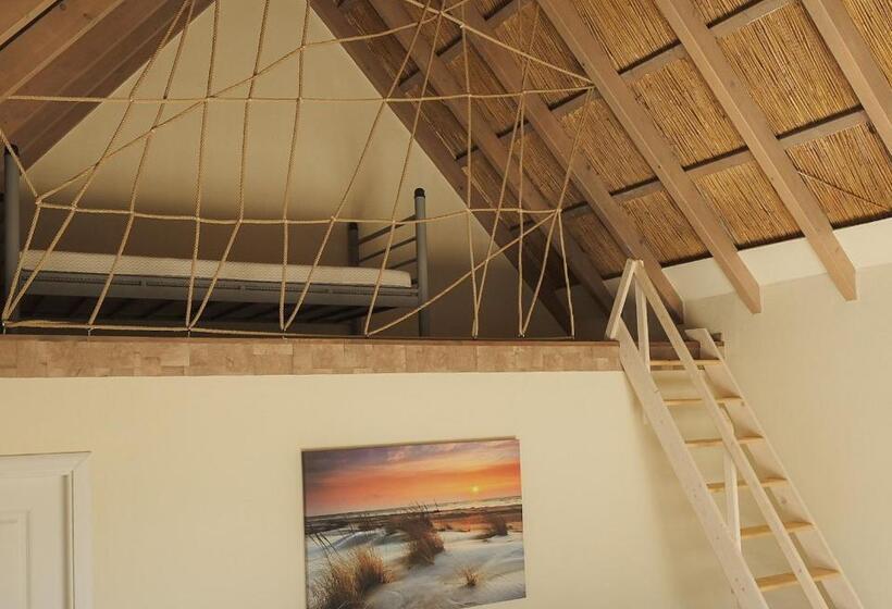 פנסיון Laguna Vadu